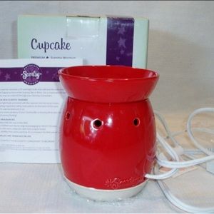 Scentsy Fruit Punch Warmer.  Brand new in box.